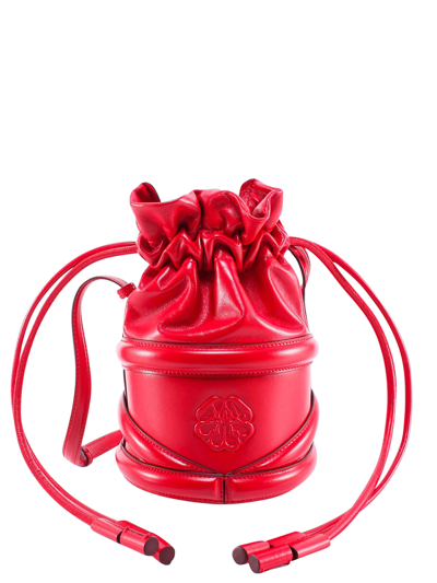 Alexander Mcqueen The Soft Curve Drawstring Leather Crossbody Bag In Red