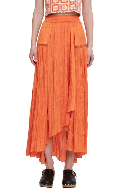 Maje Japra Crinkle-effect Satin Skirt In Jaunes / Oranges