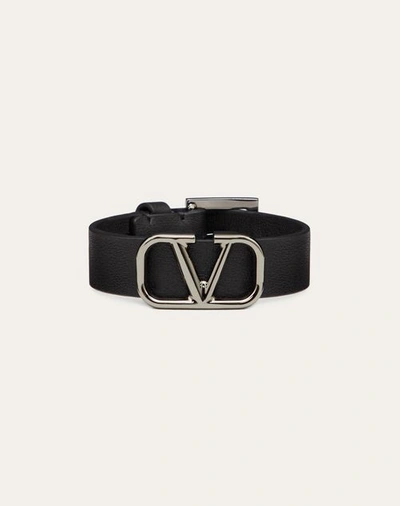 Valentino Garavani Uomo Vlogo Signature Leather Bracelet In Black