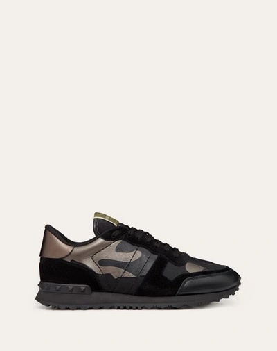 Valentino Garavani Rockrunner Camouflage Noir Metallic Sneaker In Black