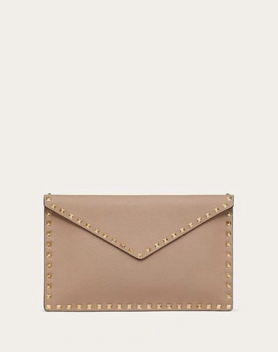 Valentino Garavani Rockstud Grainy Calfskin Envelope Pouch Woman Poudre Uni