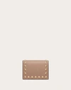 Valentino Garavani Small Rockstud Grainy Calfskin Wallet Woman Poudre Uni