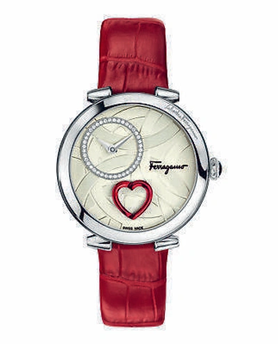 Pre-owned Ferragamo Salvatore  Womens Silver 39 Mm Cuore  Watch Fe2030016