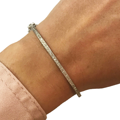 Pre-owned Jewelry By Arsa 0.9 Ctw Natural Diamond (g-h, Vs) Solid 14k White Gold Thin Oval Bangle 6-8"