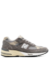 New Balance Logo-patch Lace-up Sneakers In Grau
