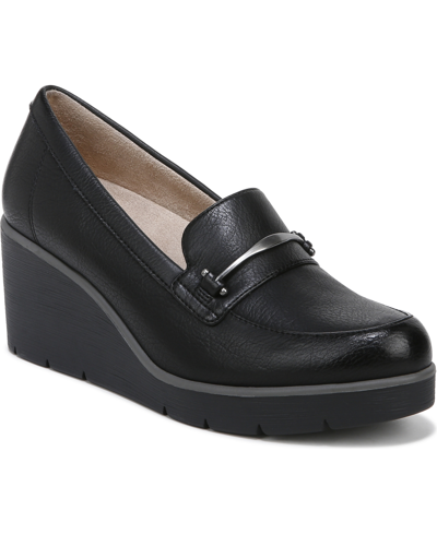 Soul Naturalizer Achieve Womens Padded Insole Slip On Loafer Heels In Black Faux Leather