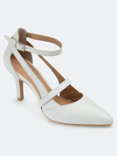 Journee Signature Signature Women's Genuine Leather Vallerie Pump In White