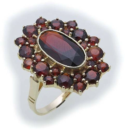 Pre-owned Markenlos Damen Ring M. Granat In Gold 333 Granatring Gelbgold Qualität Rot