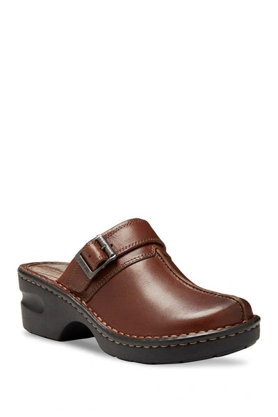 Eastland Mae Clog In Brown