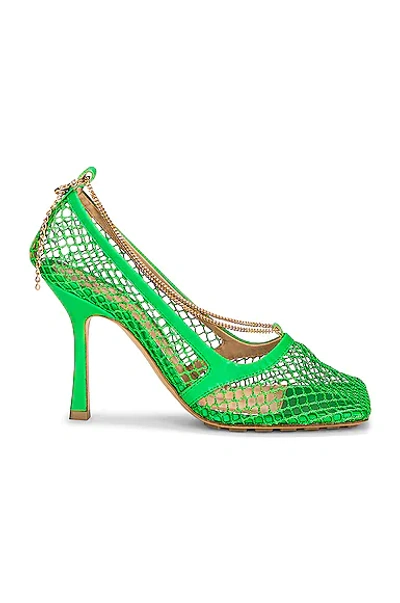 Bottega Veneta Stretch Leather-trimmed Pumps In Green