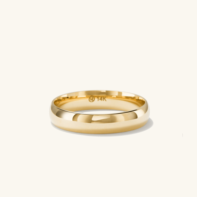 Mejuri 4mm Curve Band In Gold