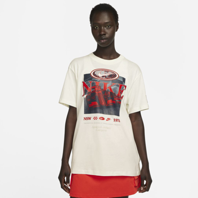 Nike Women's  Sportswear Essential Americana T-shirt In Grey