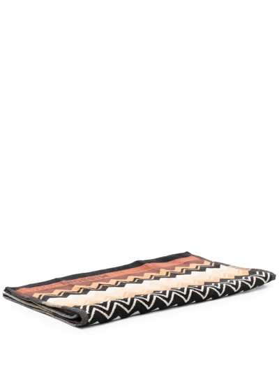 Missoni Zig-zag Print Bath Towel In Braun