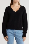 525 Distressed V-neck Cotton Sweater In Black