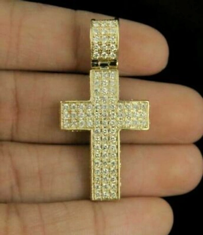 Pre-owned Online0369 1.55 Ct Round Sim Diamond Men's Cross Pendant Necklace In 14k Yellow Gold Plated