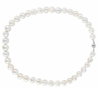 Pre-owned Aurora Pearl  Womens Small Snowball Freshwater Pearl Necklace - White