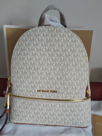 Pre-owned Michael Kors Genuine  Rhea Medium Mk Signature Backpack In Vanilla Sales