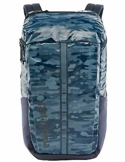 Pre-owned Patagonia Men's Black Hole Back Pack 25l - Iceberg Melt Small: Abalone Blue