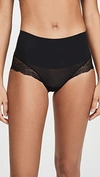 SPANX UNDIE-TECTABLE LACE HI-HIPSTER PANTIES VERY BLACK,SPANX40216