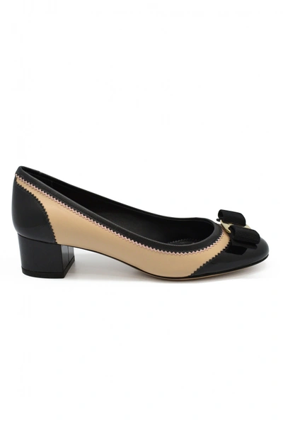 Ferragamo Eva Leathe Pumps In Cream