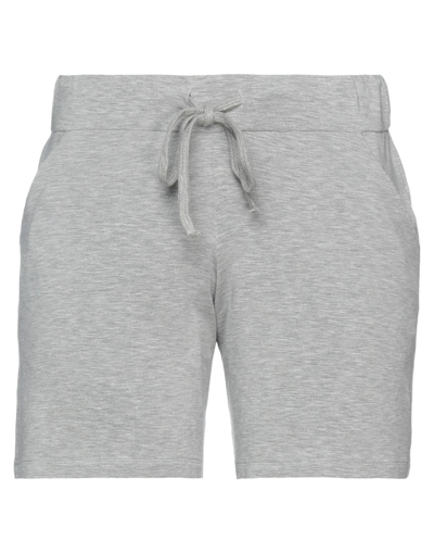 Majestic Filatures Woman Shorts & Bermuda Shorts Light Grey Size 2 Viscose, Elastane In Grey