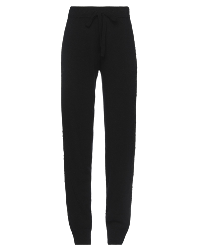 Ermanno Firenze Pants In Black