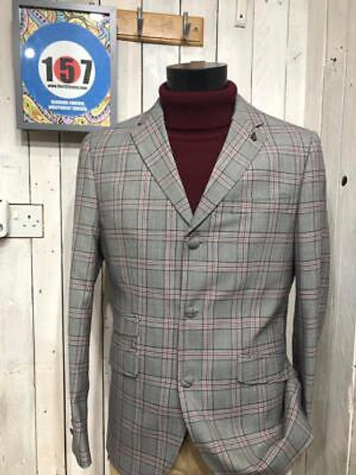 Pre-owned Blazer Exclusive: Gabicci Prince Of Wales  - Three Button