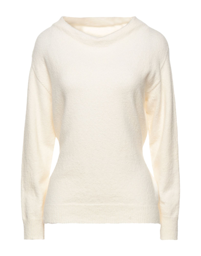 Alpha Studio Sweaters In White