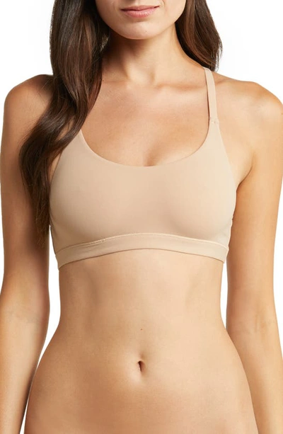 Skims Fits Everybody Scoop Neck Racerback Bralette In Clay