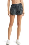 Alo Yoga Bandana Print Stride Shorts In Black