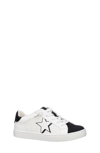 Nina Kids' Fallon Sneaker In White Crinkle/ Nubuck