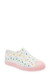 Native Shoes Kids' X Disney Jefferson Print Slip-on Sneaker In Shell White/pastel Confetti