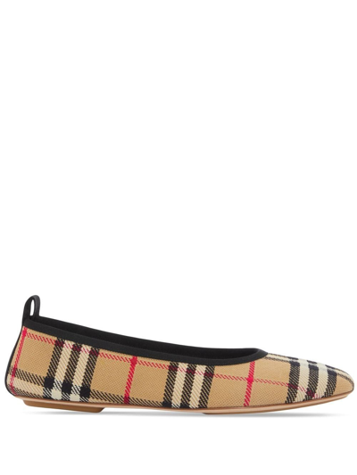 Burberry Vintage Check Ballerina Shoes In Beige
