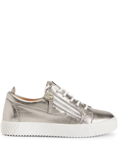 Giuseppe Zanotti Nicki Low-top Leather Sneakers In Silver