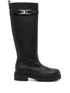 Ferragamo Leather Ryder Boots Buckle Detail In Schwarz