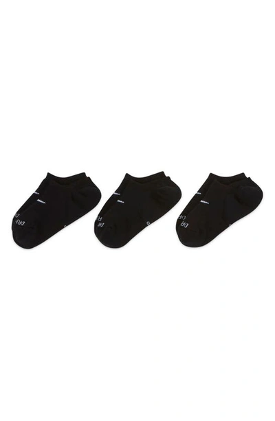 Nike Women's Everyday Plus Cushioned Training Footie Socks (3 Pairs) In Black