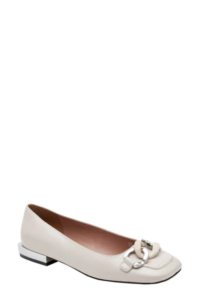 Linea Paolo Norwick Loafer In Cream