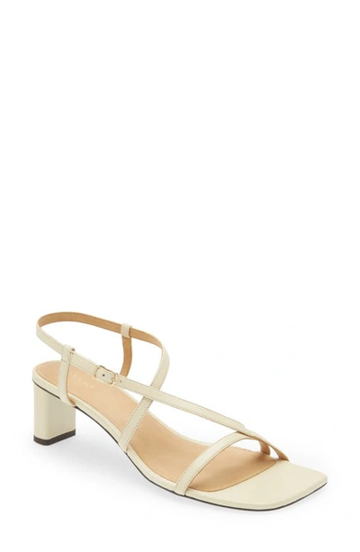 Frame Le Braxton Strappy Sandal In Off White Leather