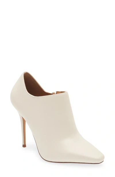 Jessica Simpson Carolie Bootie In Chalk