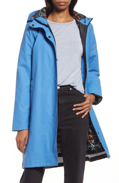 Pendleton Victoria Insulated Raincoat In Marine Blue