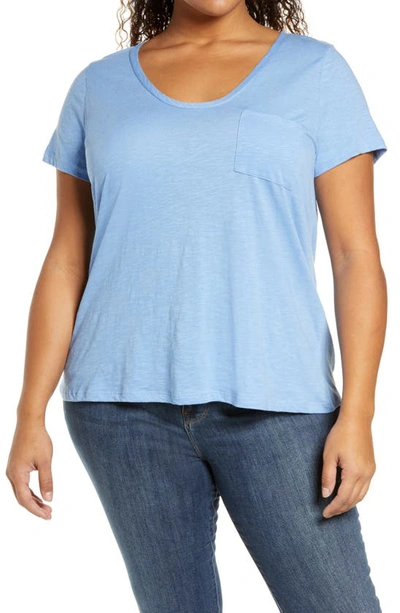 Caslon Rounded V-neck Tee In Blue Cornflower