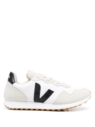 Veja Logo-patch Low-top Sneakers In Neutrals