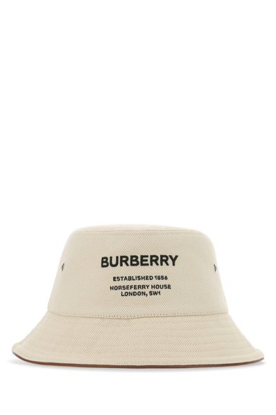 Burberry Off-white Horseferry Motif Bucket Hat In Cream