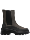 Stuart Weitzman Noho Chelsea Boots In Grün