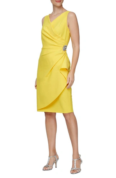 Alex Evenings Side Ruched Cocktail Dress In Canary