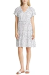 Beachlunchlounge Camila Floral Flutter Sleeve Dress In Spots Blanc