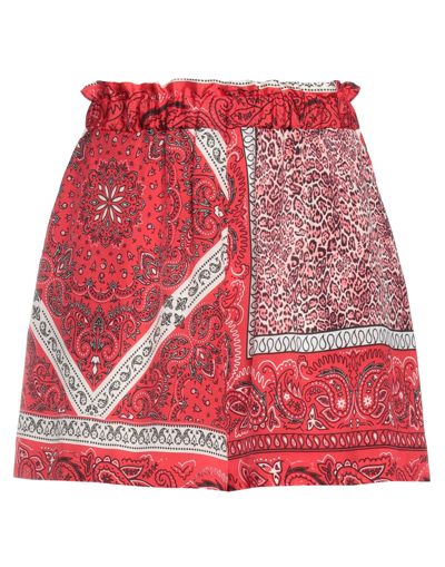 Pinko Woman Shorts & Bermuda Shorts Red Size 4 Viscose