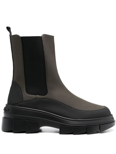 Stuart Weitzman Ankle-length Chelsea Boots In 绿色