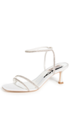 Badgley Mischka Ultra Heels In Soft White