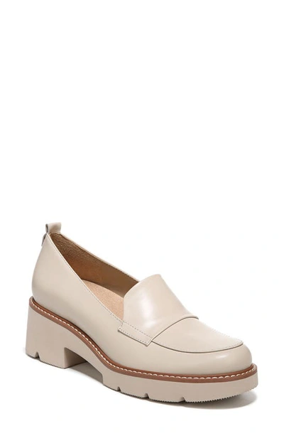 Naturalizer Darry Lug Sole Loafers Women's Shoes In Porcelain Leather